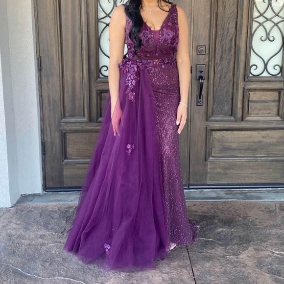 Dresses & Skirts - Portia and Scarlett prom  dress